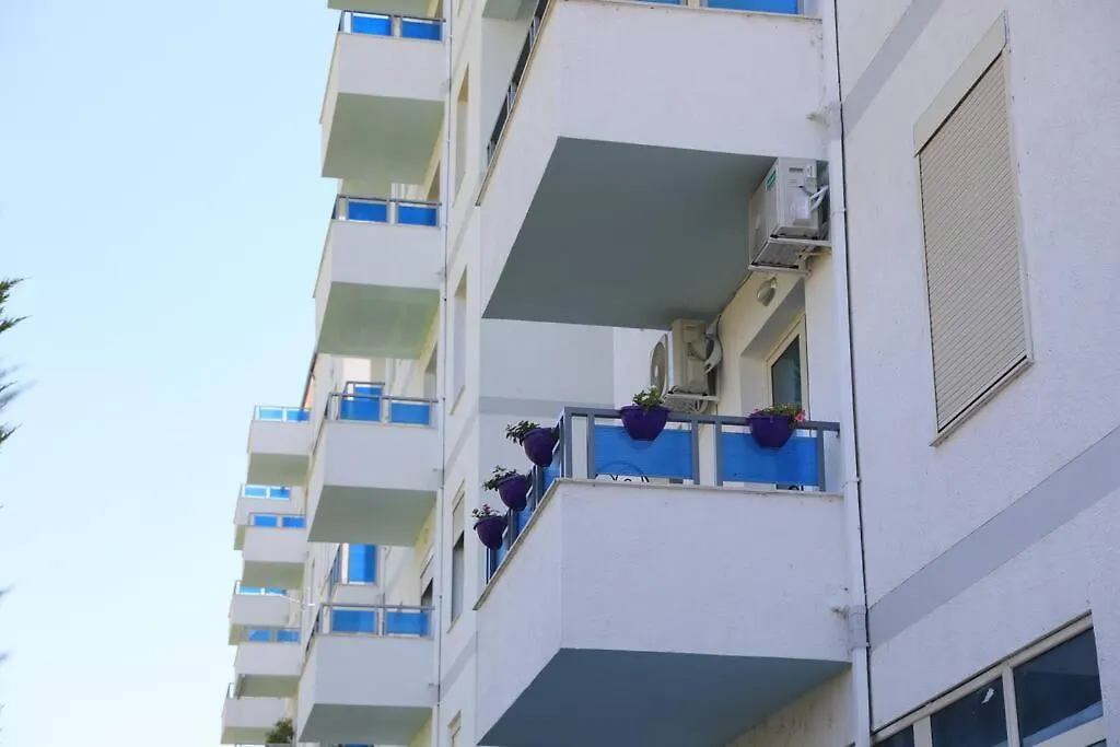Vip House Tushemisht Apartment Pogradec
